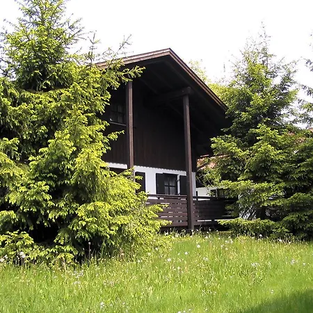 Waldferiendorf 度假居 雷根